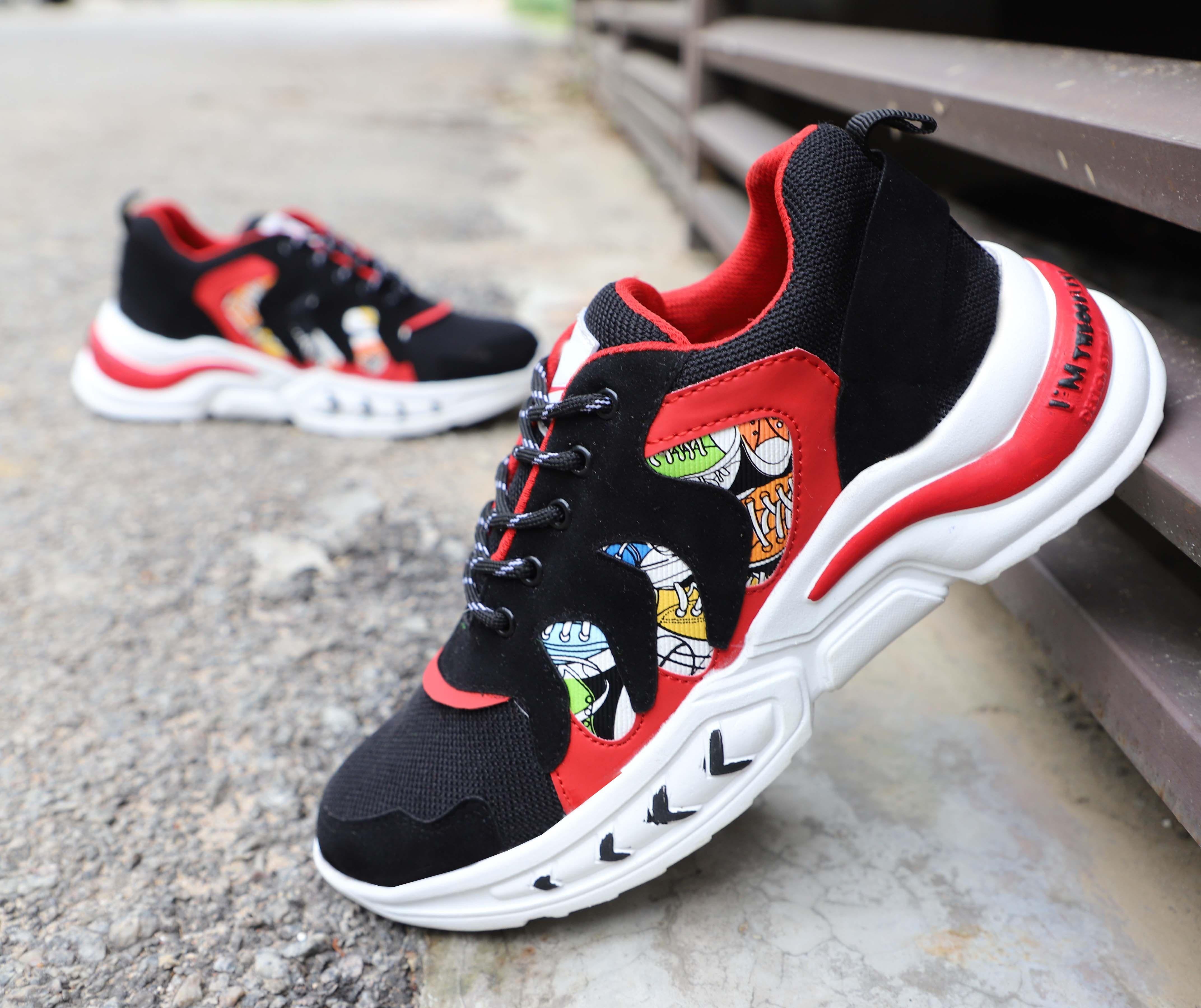 W18 Men Red Casual Laceup Comfortable Sports Shoes