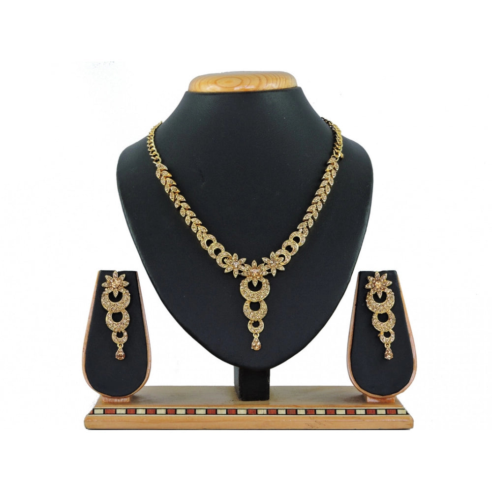 Generic Women's Alloy Necklace set (Gold)