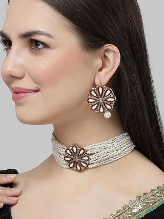 Karatcart vergoldetes, kastanienbraunes Meena-Halsketten-Set mit floralen Perlen und Kundan-Perlen für Damen