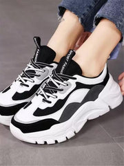 SUSON Damen Weiß-Schwarz Kunstleder Sneakers Schuhe