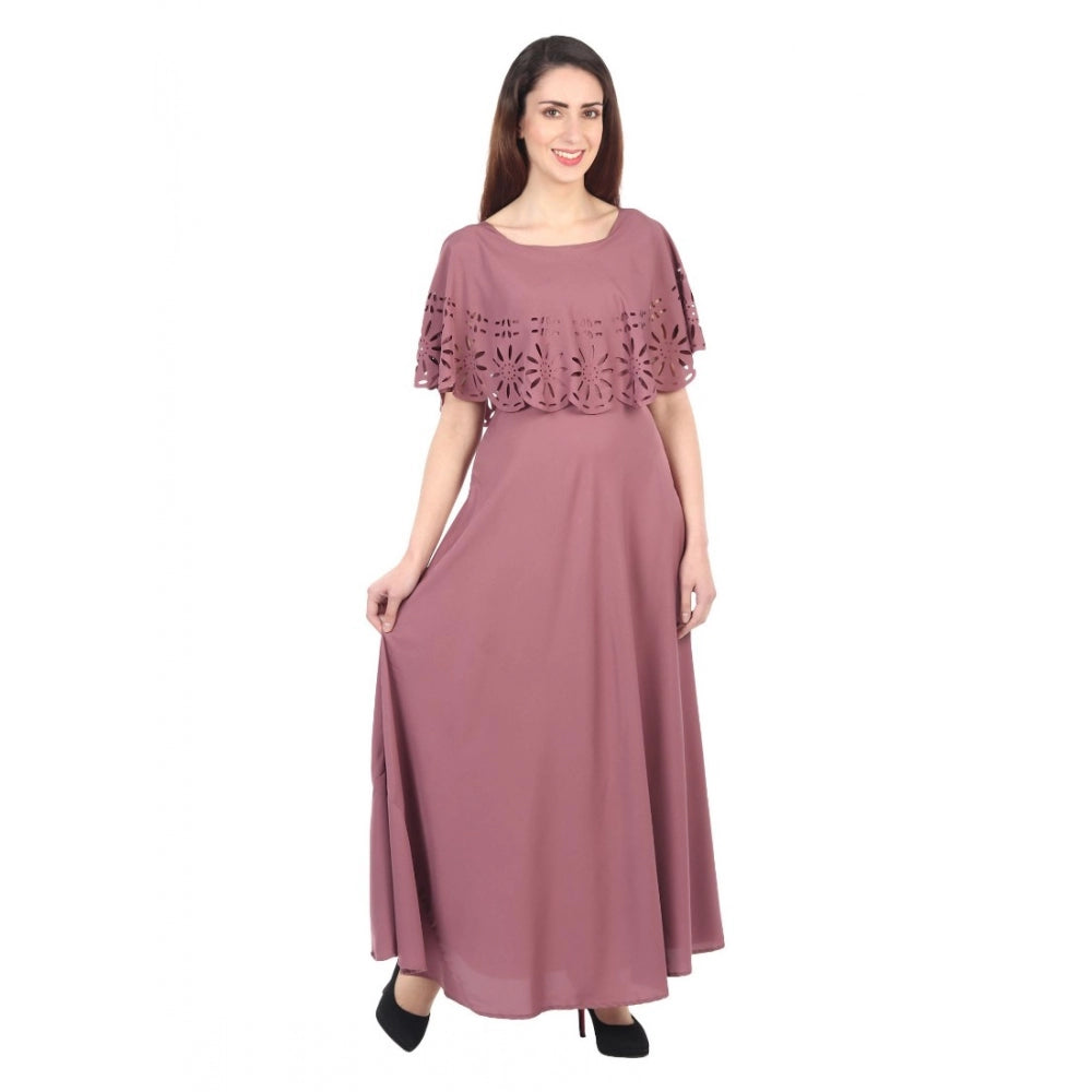 Generisches, ärmelloses, bodenlanges Kreppkleid für Damen (Hellbraun)