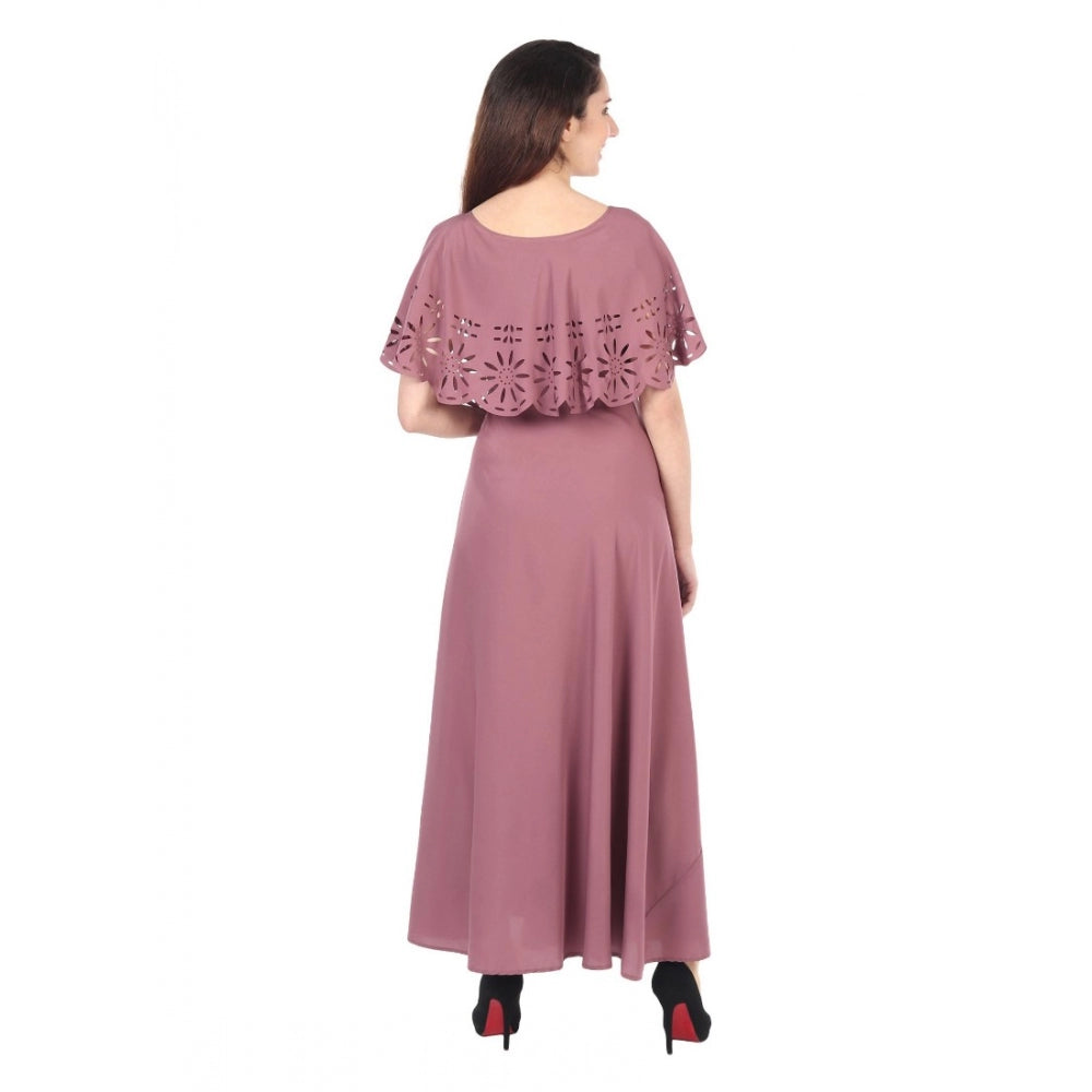 Generisches, ärmelloses, bodenlanges Kreppkleid für Damen (Hellbraun)