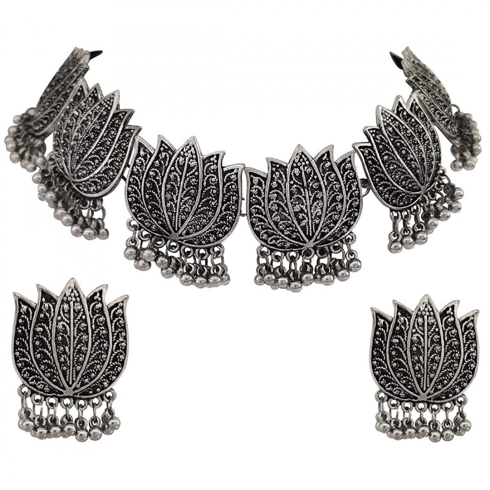 Generisches Set aus Halskette und Ohrringen im antiken Silber, oxidiert, afghanische Stämme, für Damen