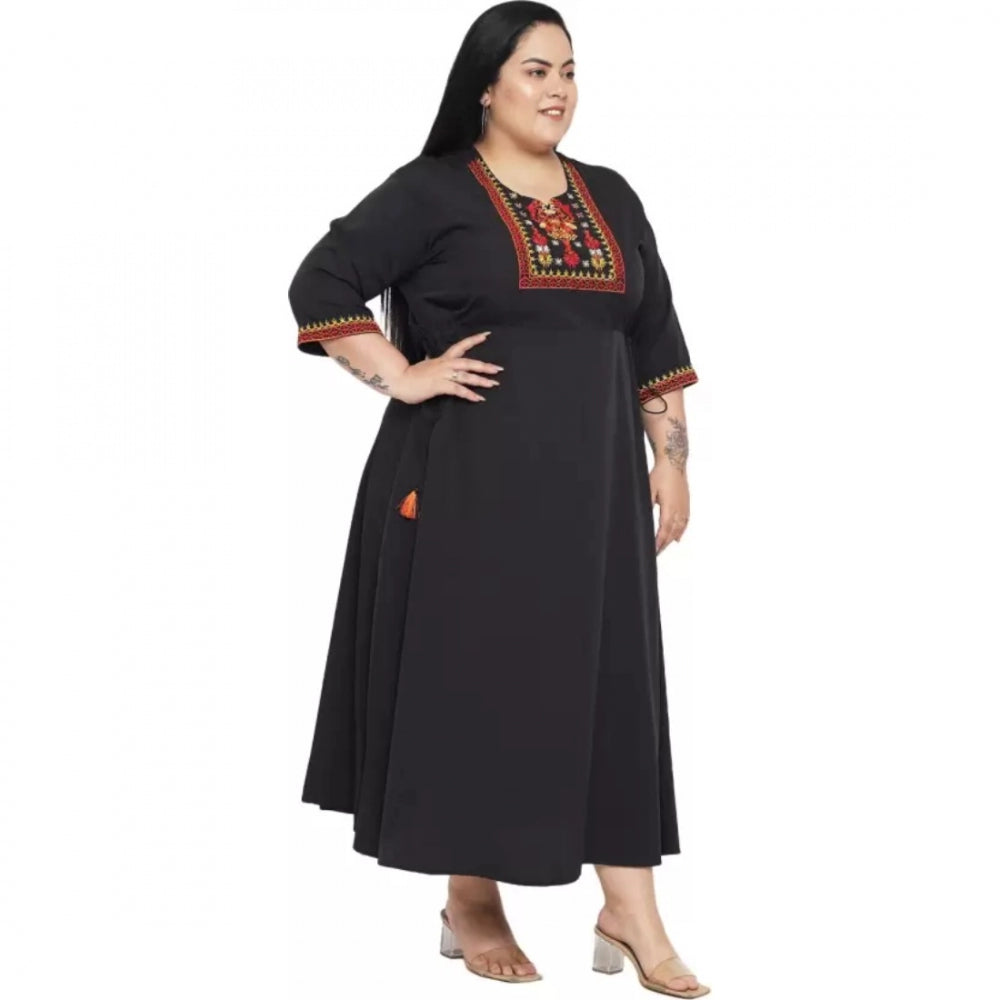 Generisches figurbetontes schwarzes Kleid für Damen (Farbe: Schwarz, Material: Polyester)