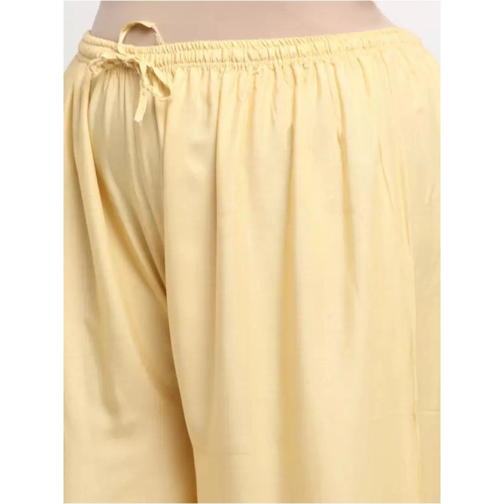 Generische Palazzo-Hose aus Viskose-Rayon mit ausgestelltem Schnitt für Damen in Übergröße (Gold)