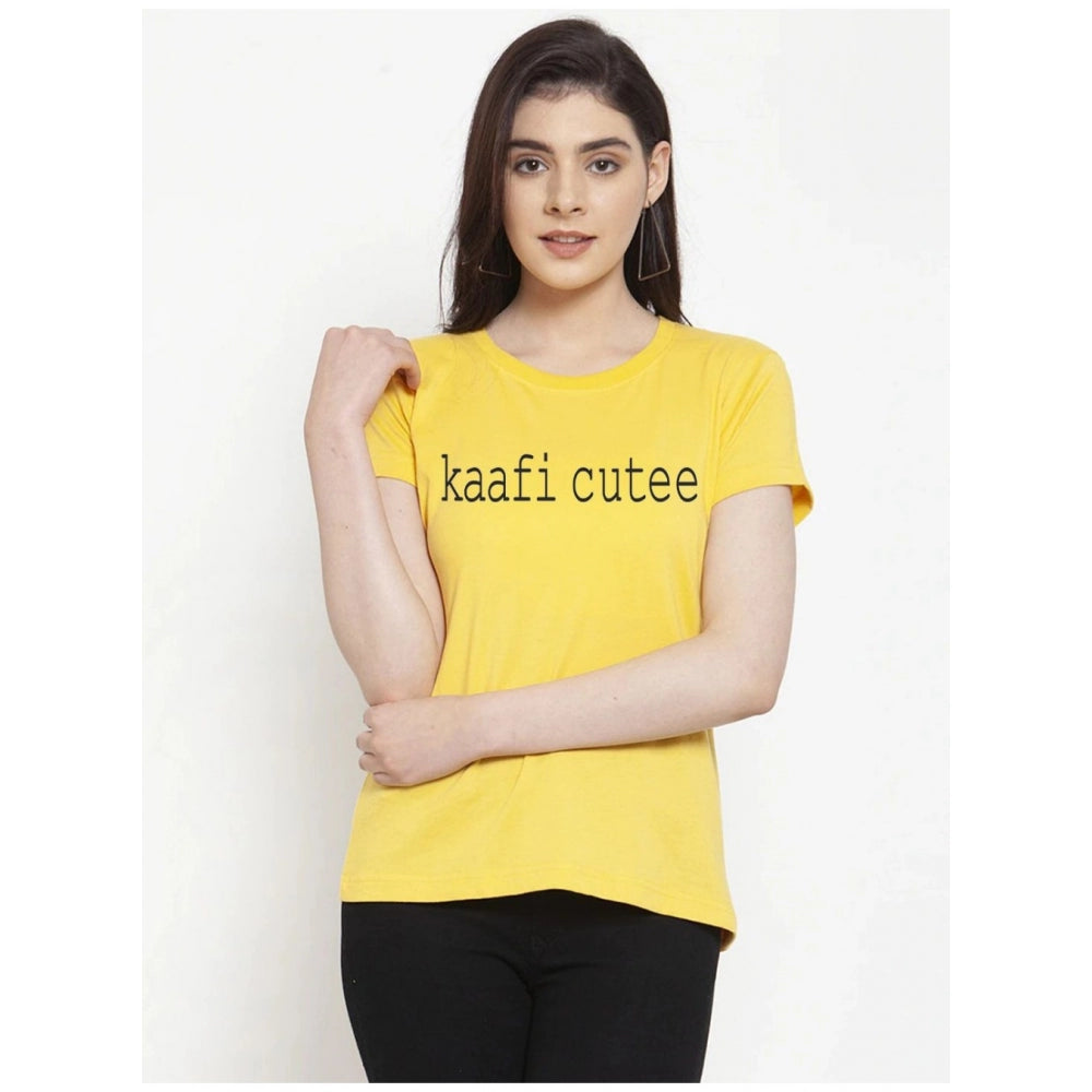 Generisches Damen-T-Shirt mit Kaafi Cutee-Aufdruck aus Baumwollmischung (Gelb)