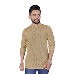 Bedrucktes, kurzes Kurta aus Baumwollmischung für Herren mit langen Ärmeln (Beige)