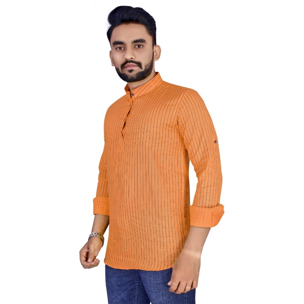 Bedrucktes, kurzes Kurta aus Baumwollmischung für Herren mit langen Ärmeln (Orange)