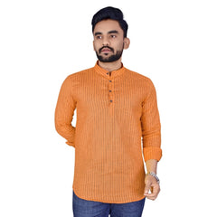 Bedrucktes, kurzes Kurta aus Baumwollmischung für Herren mit langen Ärmeln (Orange)