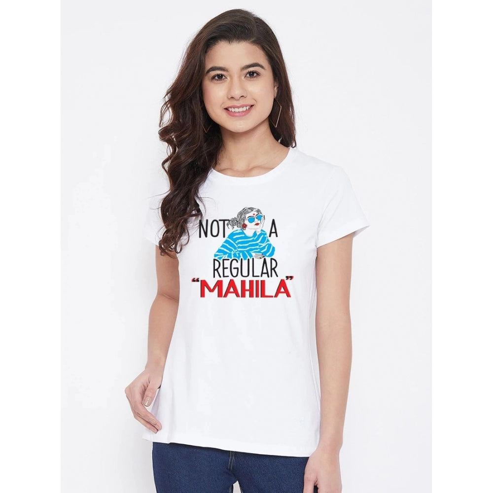 Generisches Damen-T-Shirt aus Baumwollmischung mit Aufdruck „Not A Regular Mahila“ (weiß)