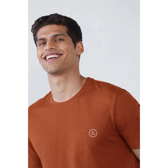 Generisches Herren-T-Shirt aus legerem, halbarmigem Polyester mit Rundhalsausschnitt (Rost)