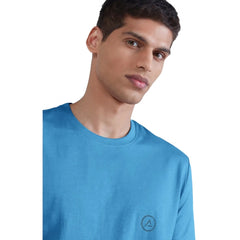 Generisches Herren-T-Shirt mit halblangen Ärmeln und Rundhalsausschnitt aus einfarbigem Polyester (Hellblau)