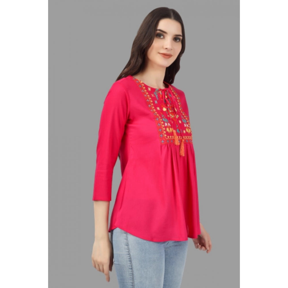 Generic Women's Embroidered Short Length Rayon Tunic Top (Pink)