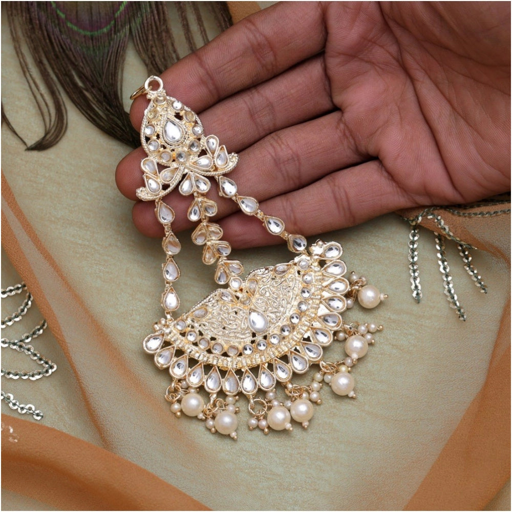 Generic Women's White Color Kundan Maang Pasa