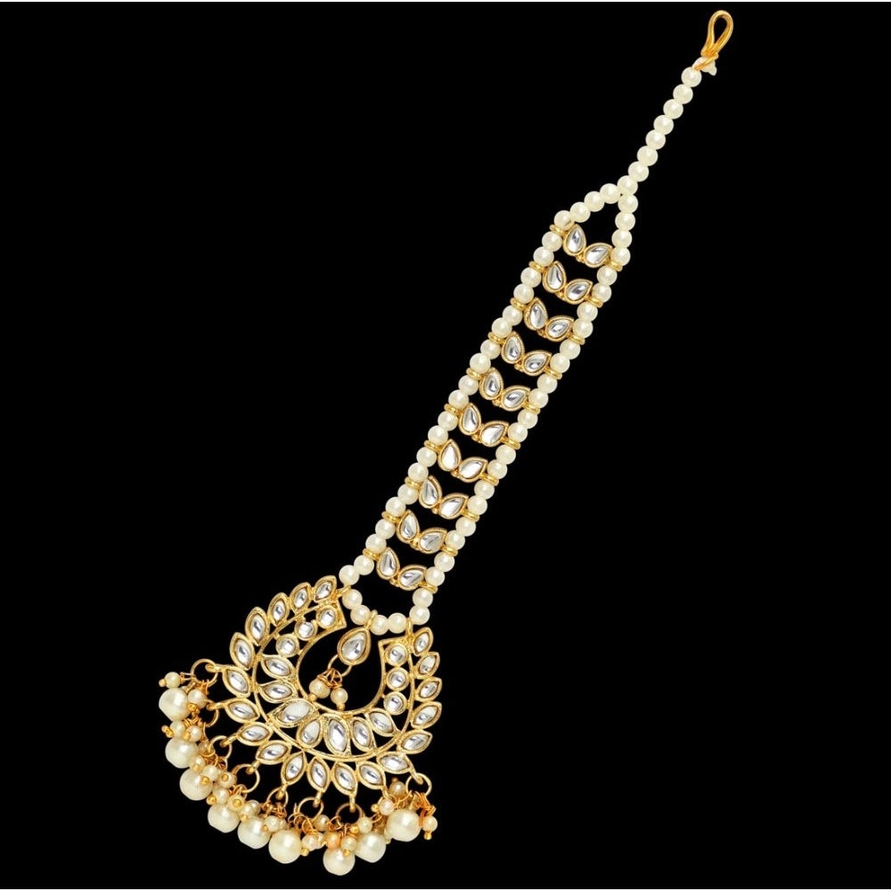 Generic Women's White Color Imitation Pearl &amp; Kundan Maang Tikka