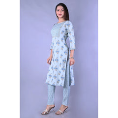 Generisches Damen-Set aus lässigem Viskose-Kurti mit 3/4-Ärmeln und bedruckter Hose (blau)