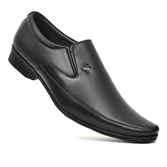 Generic Men's Solid Faux Leather Slip on Formal Shoes (Black)