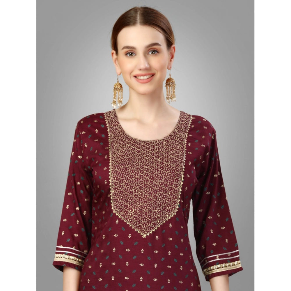 Generisches Damen-Kurti-Hose-Dupatta-Set mit 3–4-Ärmeln und Stickerei aus Seidenmischung (Kastanienbraun)