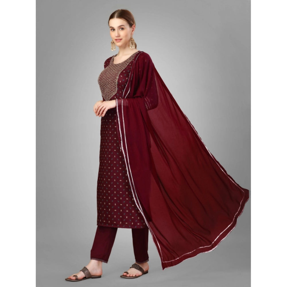 Generisches Damen-Kurti-Hose-Dupatta-Set mit 3–4-Ärmeln und Stickerei aus Seidenmischung (Kastanienbraun)