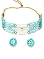 Karatcart Halsketten-Set mit Kundan-Perlen und hellblauen und weißen Kristallen für Damen