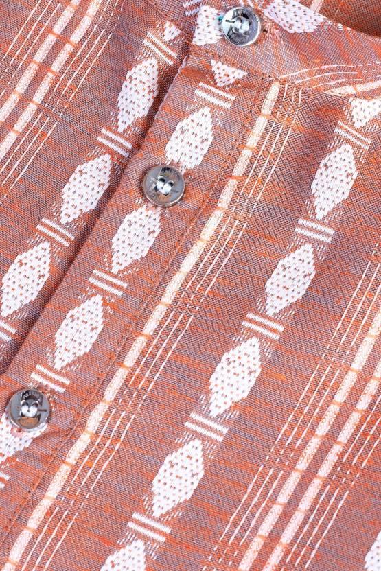 Men Woven Design Khadi Silk Straight Kurta�