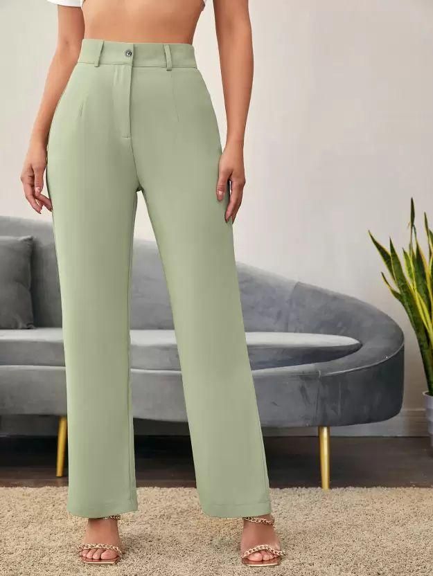 Elegante Kombination aus Pistazie und schwarzer Lycra-Hose für Damen